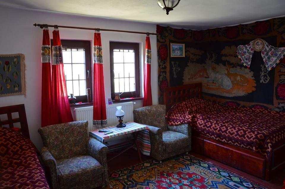 Cottage Poe Poienari Экстерьер фото